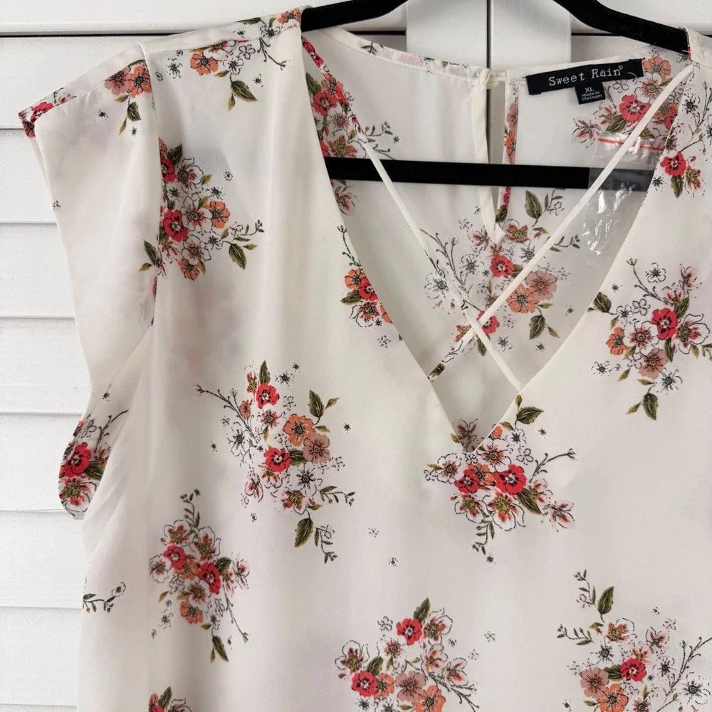 Sweet Rain Blouse Women XL White Floral Strappy V-Neck Cap Sleeve‎ Lightweight